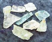 BLUE/ GREEN HELIODOR CRYSTAL CHIPS (SMALL SIZE). SPR3819