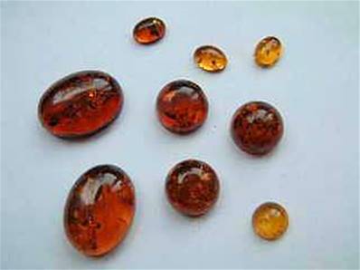 AMBER CABS DOME POLISHED ROUND.   BN012