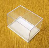 10 X  PLASTIC DISPLAY BOXES - WHITE BASE WITH CLEAR TOP (E3 SIZE). E3/41/35/32
