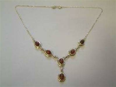 925 SILVER PENDANT STYLE NECKLACE FEATURING OVAL TOURMALINE CABS. CAB SIZE - 5 X 8MM. 16" CHAIN.