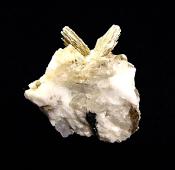 STAR MICA WITH GARNET CRYSTAL IN FELDSPAR CLUSTER.   SP10911