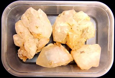 QUARTZ DOUBLE TERMINATED POINTS (4 PIECES).   WHOLESALE TRAY LOT.   SP11253WHSHF