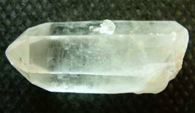 CHLORITE PHANTOM QUARTZ POINT SPECIMEN. SP2703