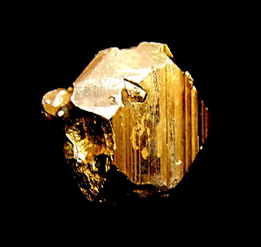 IRON PYRITE (FOOLS GOLD) CRYSTAL SPECIMEN. SP10368