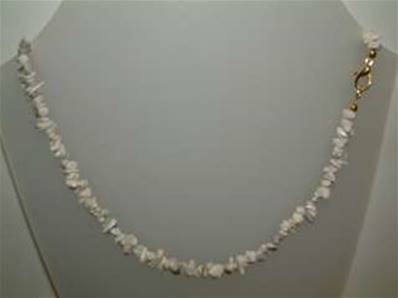 HOWLITE GEM CHIP NECKLACE (10 PACK). 18" LONG. 18g EACH. SPR678WH