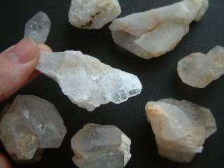 QUARTZ POINTS MOROCCAN (20KG BOX).   QUARMOROC20KG