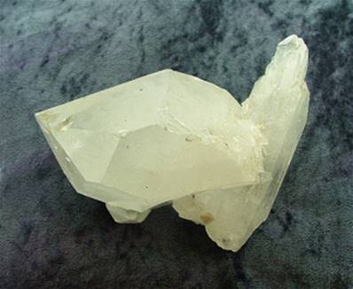 LASER QUARTZ POINT SPECIMEN.   SP5708