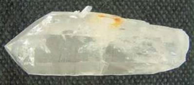 QUARTZ POINT SPECIMEN. 134 X 45 X 29MM APROX. 275g. SP1551