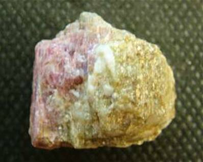 PINK / GREEN TOURMALINE CRYSTAL SPECIMEN. SP2817