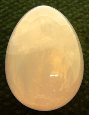 LAVENDER QUARTZ GEM STONE EGG. SP3111POL