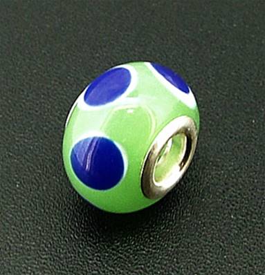 CHARM BEAD WITH STERLING SILVER LINING. 68200046