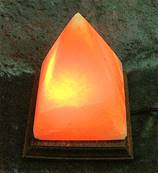 PINK HALITE (ROCK SALT) PYRAMID STYLE ELECTRIC LAMP. SPR7609