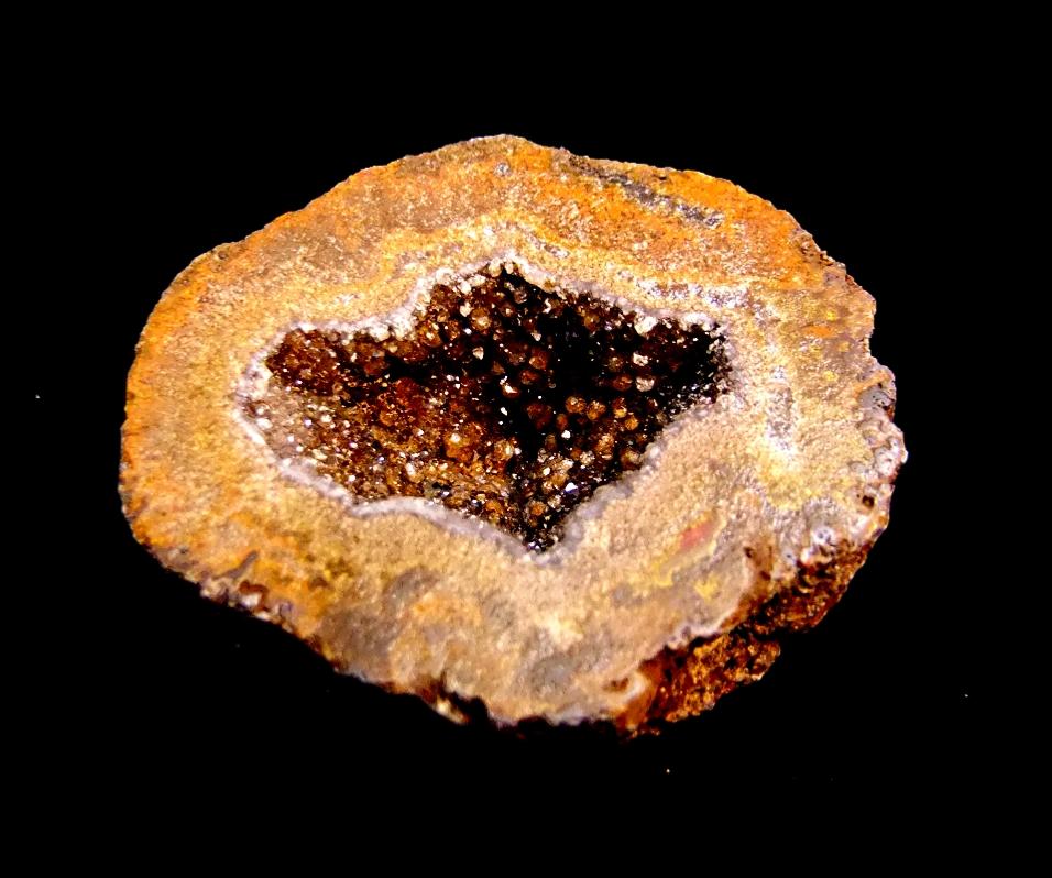 AGATE BROWN RIMMED GEODE SECTION. SP10656POL