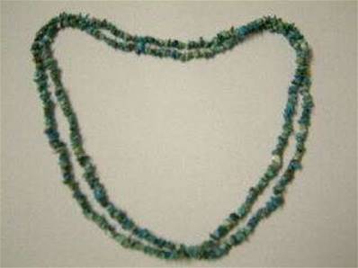 TURQUOISE CHIP NECKLACE. 36". 15g. TURQCHIP36