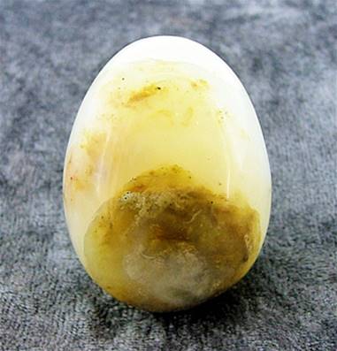 BLUE OPAL EGG (PERU). SP4870POL