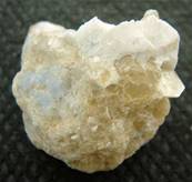 HACKMANITE WITH MICA CRYSTAL SPECIMEN. (RUSSIA). SP3031