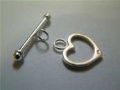 STERLING SILVER HEART SHAPED 'T' BAR. HEART MEASURES 15 X 15MM & BAR MEASURES 25MM LONG. 200573