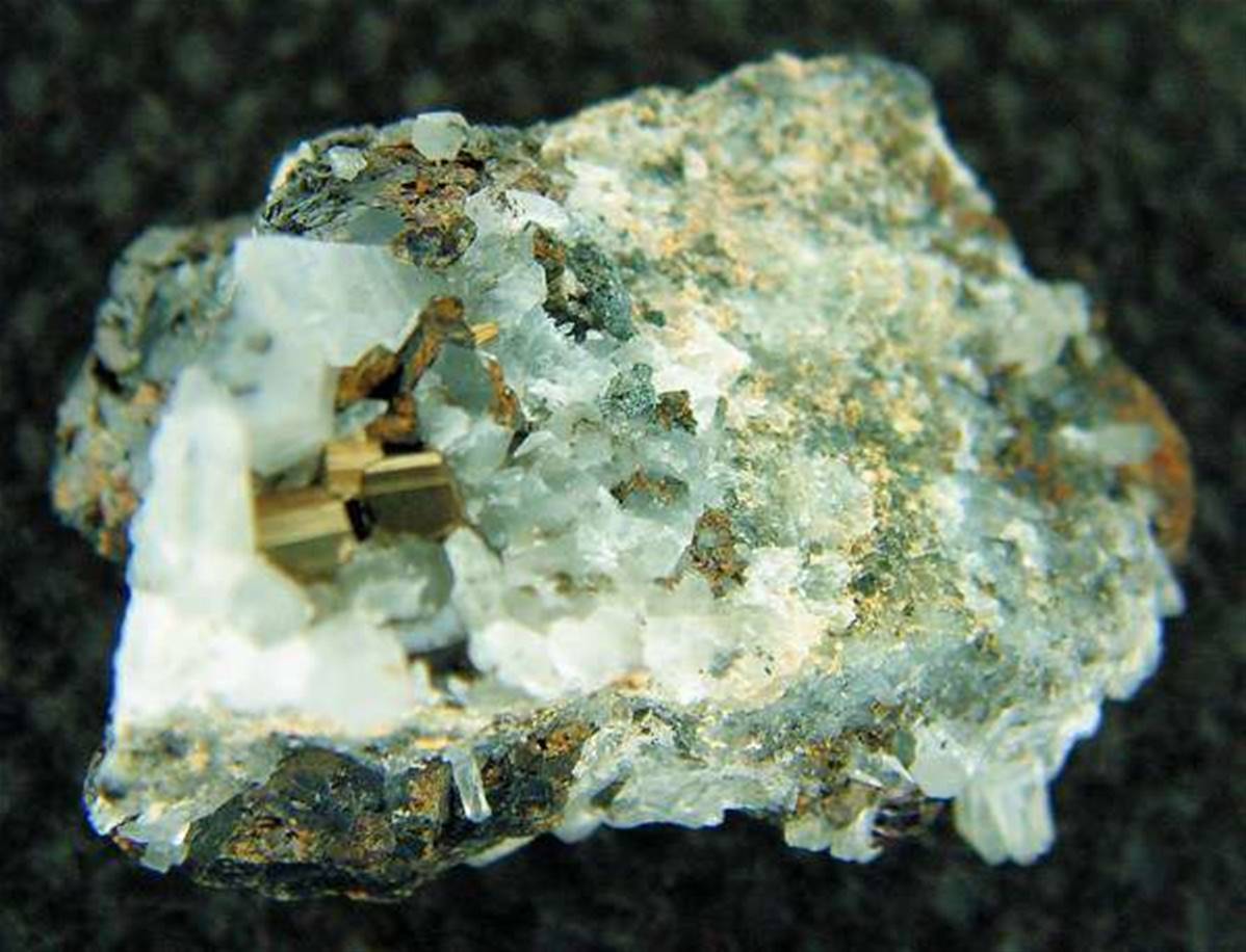 QUARTZ CLUSTER SPECIMEN. SP2491