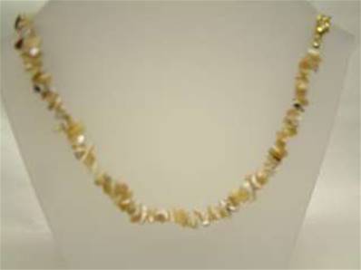 WHITE MOTHER OF PEARL GEM CHIP NECKLACE (10 PACK). 24" LONG. 30g. SPR870WH