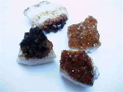 CITRINE CLUSTERS 'A' GRADE (1KG BAG).   CITR02W