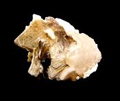 STAR MICA WITH GARNET CRYSTAL IN FELDSPAR CLUSTER.   SP10911