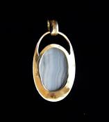 925 SILVER PENDANT FEATURING A LARGE OVAL CABOCHON IN BLUE LACE AGATE.   SP11760PEND
