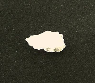 ROSE QUARTZ WITH TOURMALINE CRYSTAL SPECIMEN. SP5674