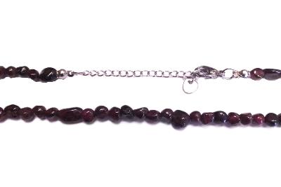 Polished Pebble Necklace In Garnet.   SPR17436NEC