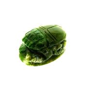 CARVING OF A BEETLE IN MOSS AGATE.   SP13684POL