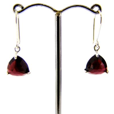 925 Silver Pendant Earrings Featuring A Faceted Triangle Shape Garnet Gemstone.   SP16902ER