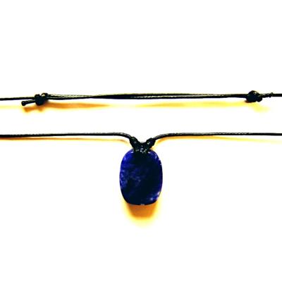 AJUSTABLE POLISHED FLAT PEBBLE NECKLACE IN SODALITE.   SPR14105NEC