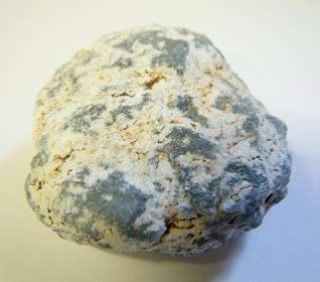 ANGELITE RAW CRYSTAL SPECIMENS (1KG BAG).   1123