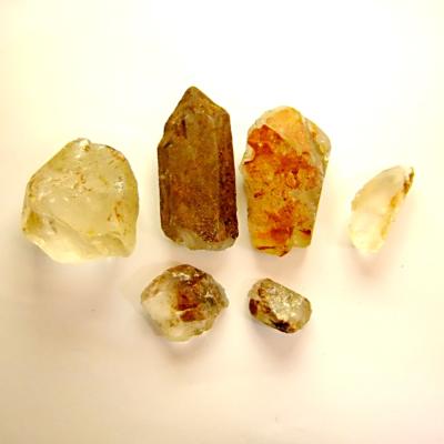 SMOKEY QUARTZ RAW CRYSTAL SPECIMEN, 250g BAG.   SPR13791WH