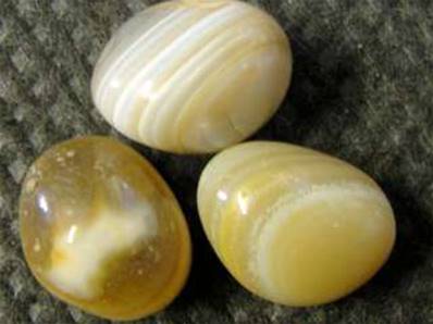 TUMBLED BANDED AGATE PEBBLES EXTRA LARGE SIZE (1 Kg BAG).   SPR4279WH