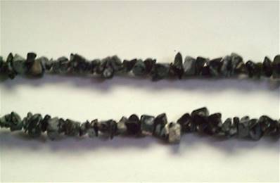 SNOWFLAKE OBSIDIAN CHIP NECKLACE. 36". 45g. SNOBSCHIP36