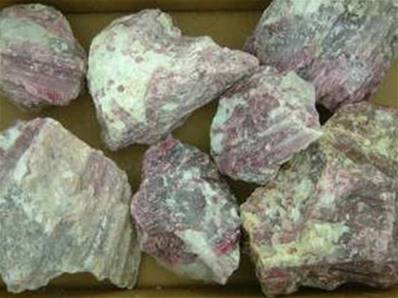 RUBELLITE / PINK TOURMALINE IN QUARTZ WITH FELDSPAR WHOLESALE TRAY LOT. SP629WH