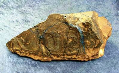 AUSTRALIAN BOULDER OPAL ROUGH CRYSTAL SPECIMEN. SP8436SHLF