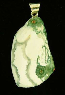 PART POLISHED ORBICULAR JASPER PEBBLE PENDANT. SP2002PEND