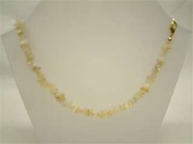 CALCITE GEM CHIP NECKLACE. 24" LONG. 32g. SPR868