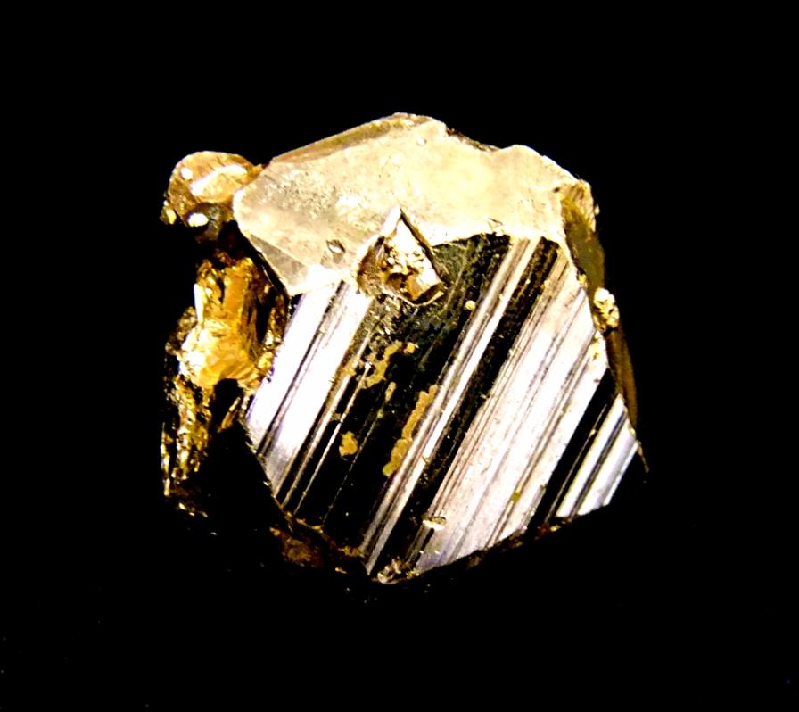 IRON PYRITE (FOOLS GOLD) CRYSTAL SPECIMEN. SP10368