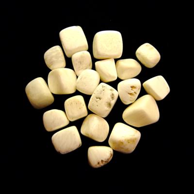 SCOLECITE POLISHED TUMBLE STONES, 250g BAG.   SPR13792WH