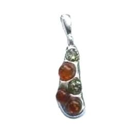 THREE COLOUR AMBER PENDANT.   BM2G008002