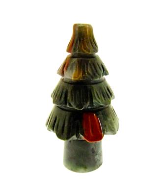 A GEMSTONE CHRISTMAS TREE CARVING IN DRAGON'S BLOOD JASPER.   SP12968POL