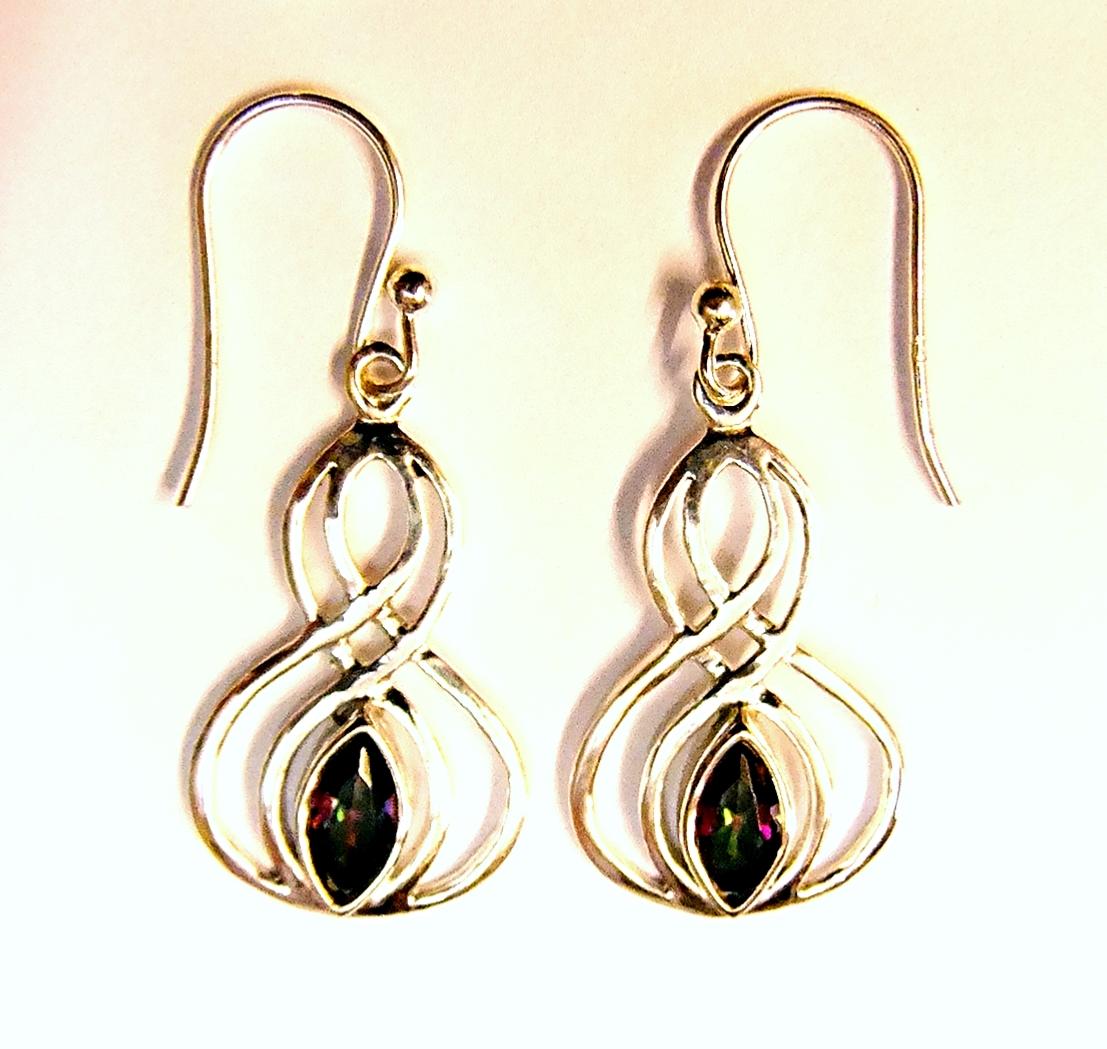 925 SILVER PENDANT STYLE EARRINGS. E3304