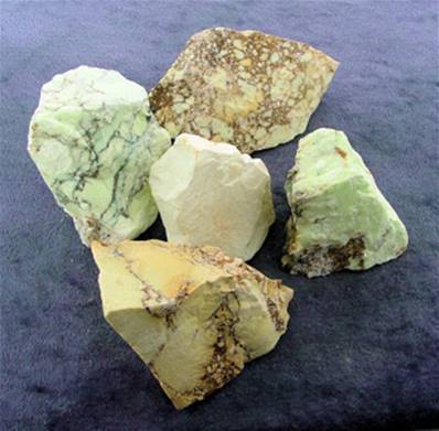 LEMON CHRYSPRASE ROUGH CRYSTAL SPECIMENS. SPR7920WH