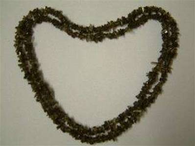 SMOKEY QUARTZ CHIP NECKLACE. 36". 45g. SMYCHIP36