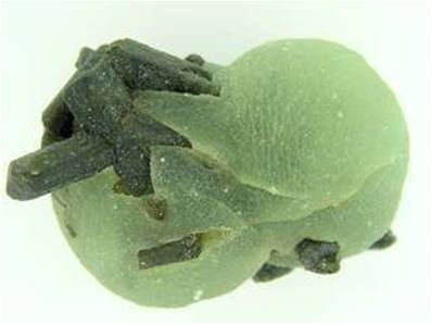 PREHNITE WITH EPIPOTE BOTROIDAL FORMATION.