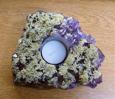 AMETHYST DRUZE SINGLE CANDLE TEA LIGHT HOLDER. SP8396SHLF